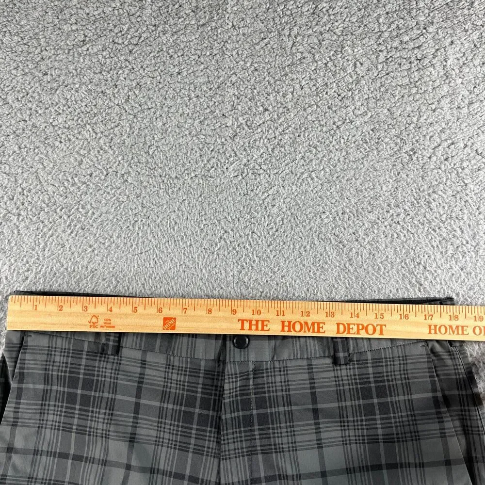 NEW Nike Shorts Mens 36 Gray Black Plaid Golf‎ Dri-Fit Tour Performance Stretch